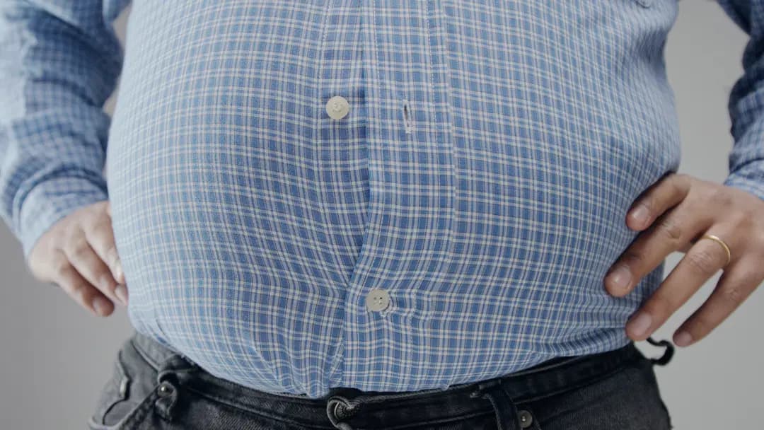 Beware of Men’s Belly Fat: Here Are the Causes & Solutions